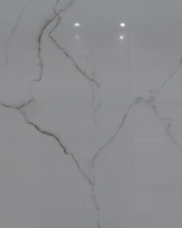 Porcelanato Calacata, branco com veios cinza